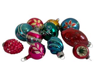 Vintage Christmas bulbs 