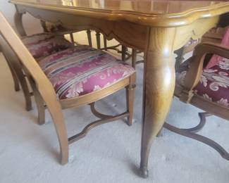 Mount Airy North Carolina dining room set