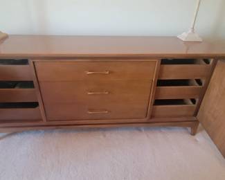 MCM Kent Coffey Wharton Collection bedroom set