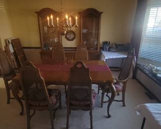 Mount Airy North Carolina dining room set
