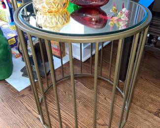 Threshold Kiara Cage Accent table in brass with mirror top