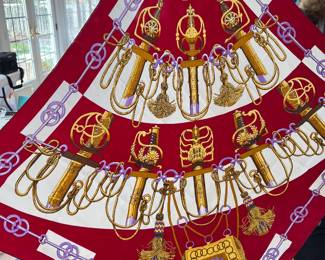 Cliquetis style silk scarf