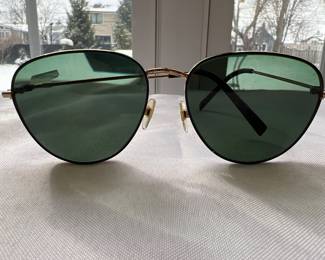 Gucci ?? Sunglasses