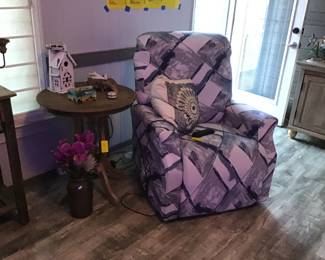 Round table, lift recliner, etc.