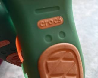 Crocs Isabella Huarache Multicolor Flat Sandals – Size 9