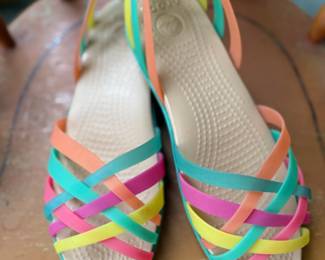 Crocs Isabella Huarache Multicolor Flat Sandals – Size 9