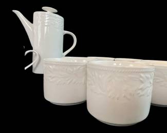 Goodard White Porcelain Pitcher Tea Set