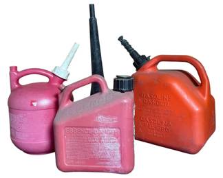 3 Gas Cans 2 1 Gallon and 1 2 Gallon