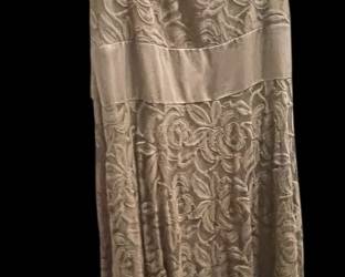 Adrianna Papell 14W Taupe Colored Dress