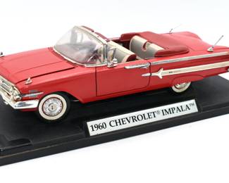 Die Cast 1960 Chevrolet Impala convertible 1:18 scale