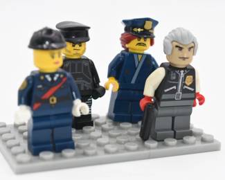 Lot of 4 Lego Misc mini figurines and base
