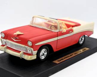 Die Cast 1956 Chevrolet Bel Air Convertible 1:18 scale