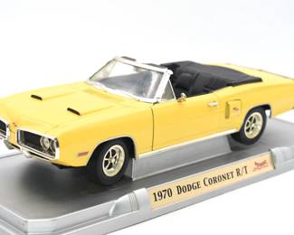 Die Cast 1970 Dodge Coronet R/T Convertible 1:18 scale