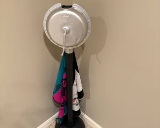 Henry golf ball washer