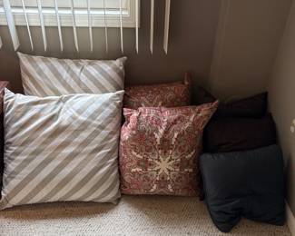 Decorative pillows