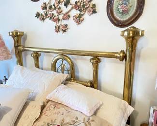 nice heavy brass bed, full