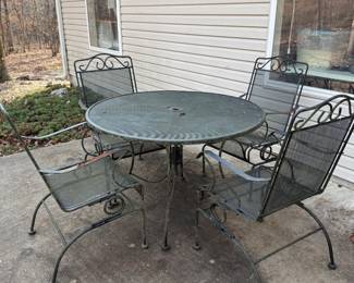 Patio Table and 4 Chairs