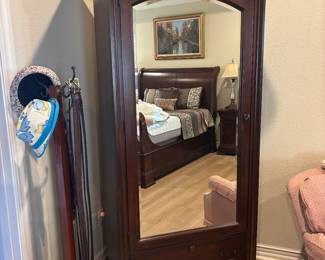 Thomasville Mirrored Wardrobe