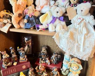 Boyd Bears & Misc Collectibles 