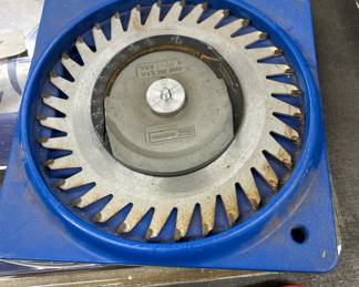 LOTS OF SAW BLADES, CUT OFF WHEELS