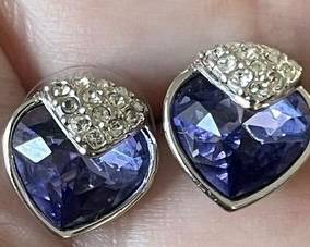 Swarovski earrings with Tanzanite