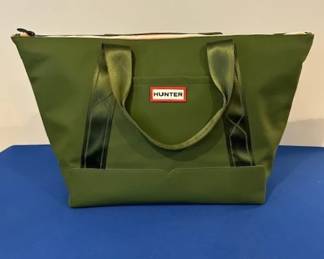 Hunter for Target Large Tote bag in olive.