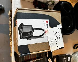 #137 Poly Savi 8220 M Wireless headset $50.00