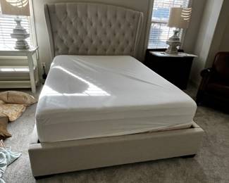 #16 Pottery Barn Queen Quilt Comforter w/2 shams $25.00
#17 Tempur-pedic grand Bed Queen Size (as is stains) $20.00
#18 White Linen Button Back Queen Size Padded Platform Bed $300.00
#18 White Linen Button Back Queen Size Padded Platform Bed $300.00