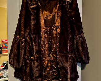 #179 Faux Fur Brown Jacket Jones and New York Size L Jacket $40.00