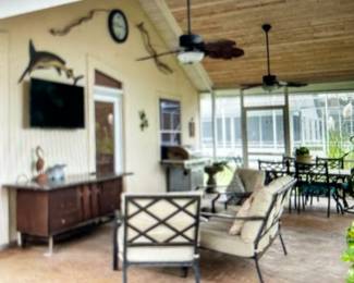 Patio Set. Outdoor Living and Dinning Set.