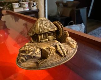 Japanese Celluloid Clam Shell Diorama