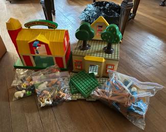 Vintage Sesame Street Farm w/ Accessories