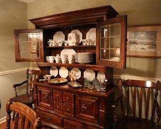 Table, hutch, 8 chairs