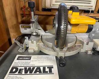 DeWalt DW 703 10" Compound Miter Saw