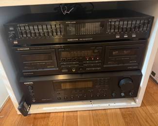 Equalizer soundshaper 90
Pioneer Cassette Deck CT-W450R
ONKYO  Reciever 