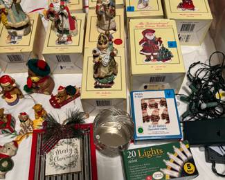 Boxed Santa’s and some lights left.