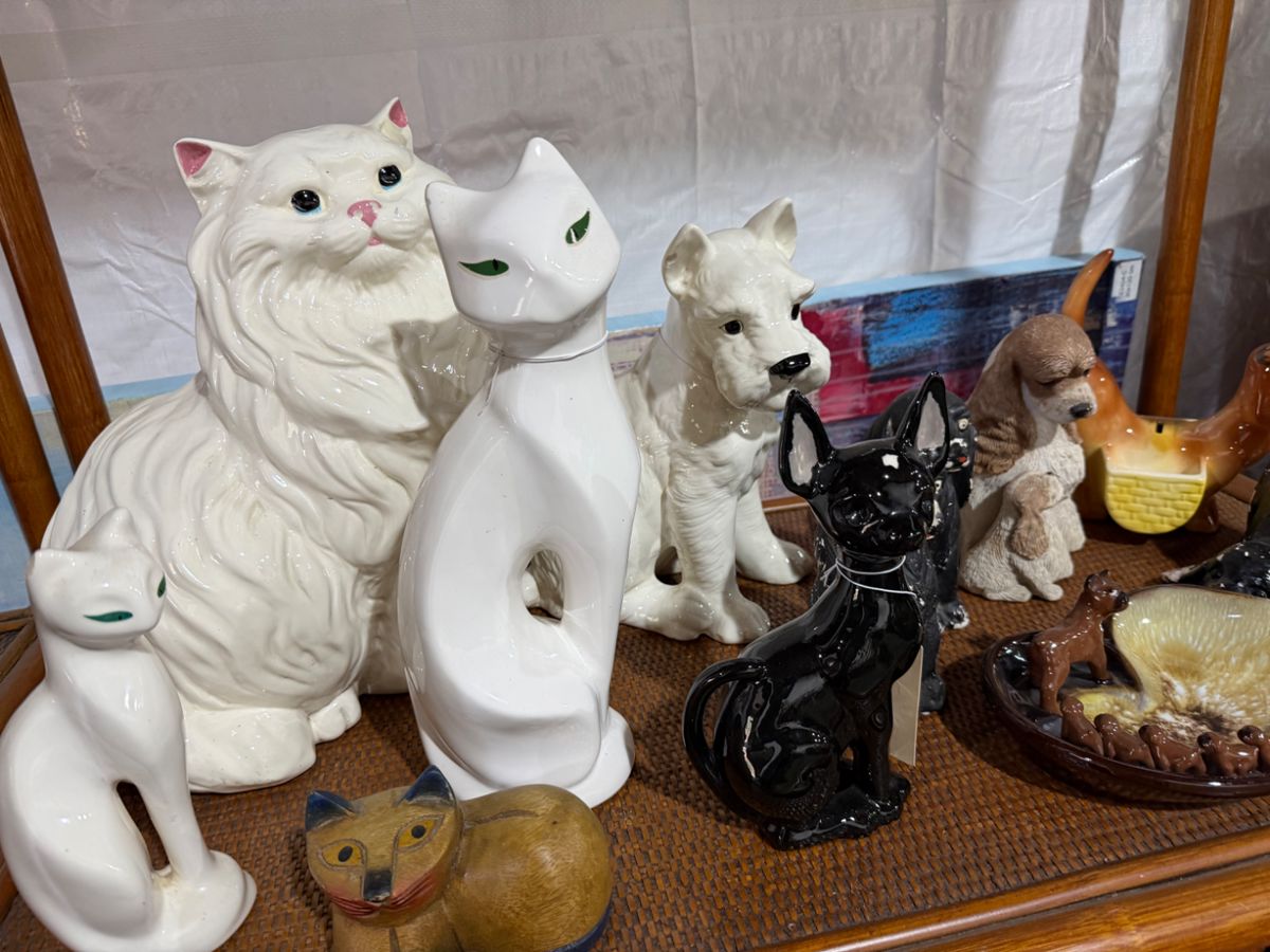 Vintage ceramic cats and dogs
