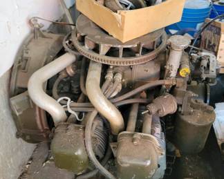 Military standard gas engine, 4 cylinder