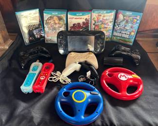 MI180VNintendo Wii U Set