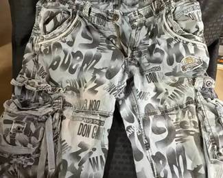 MI212Mens Shorts, Shirts, Vest Valet Steamer