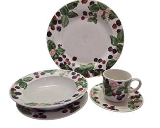 Vintage Tienshan Raspberry Stoneware