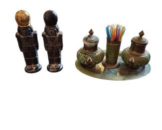 Thai Salt Pepper and Nutcracker Salt Pepper