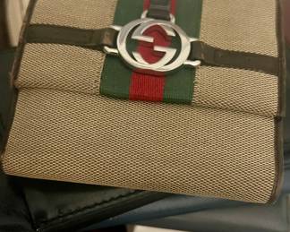 Vintage Gucci Wallet. 