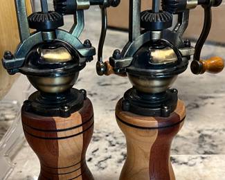 Grinder Salt and Pepper Shakers