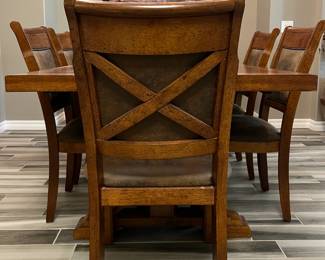 Raymour & Flanigan Soleste Trestle Table w 6 Dining Chairs