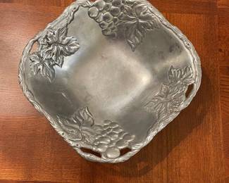 Arthur Court Square Nub Foot Bowl