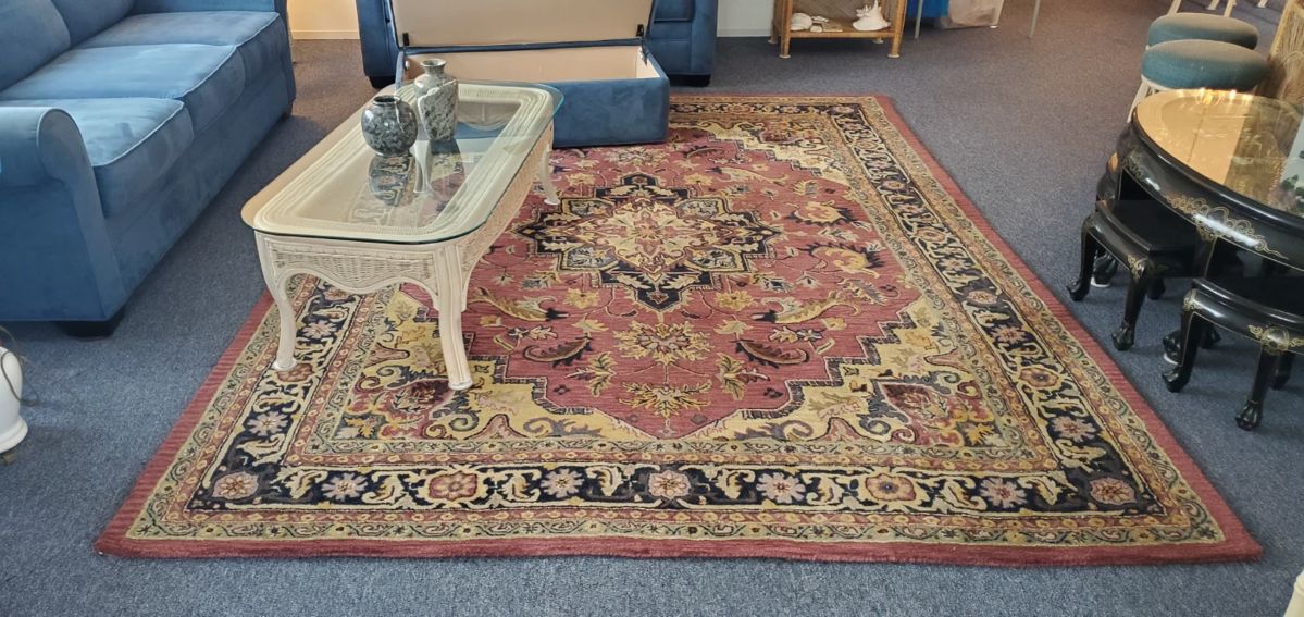 Caspian Collection 8x10.6 Handmade Wool rug