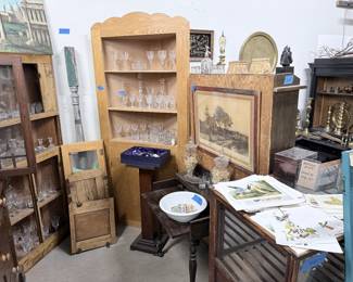 Vintage and Antique, Glassware, Crystal, and Pictures