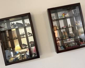 Small wall curios that have a lot of fun little items.