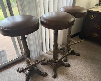 3 Iron barstools